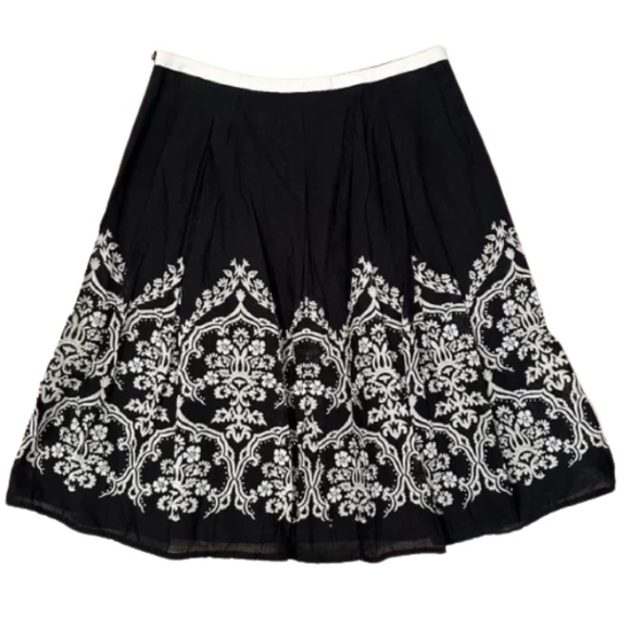 ANN TAYLOR LOFT PETITES Skirt A-Line Paisley Beaded Boho Black & White Size 8P - Picture 1 of 7